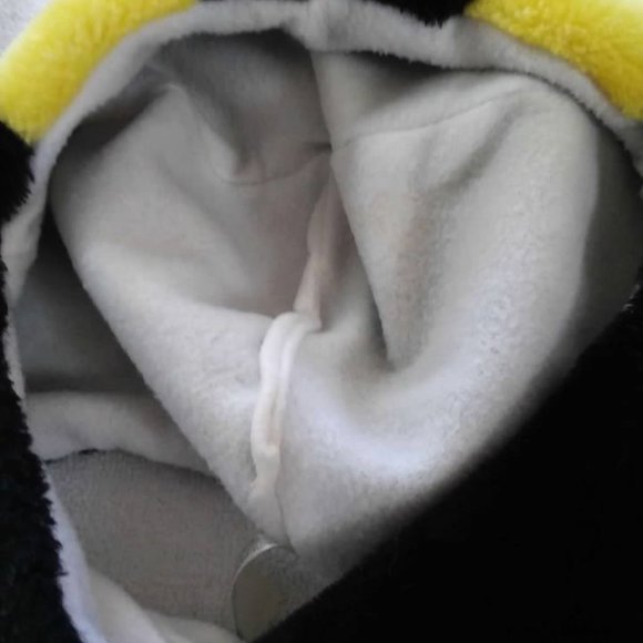 Adult Penguin Winter Hat One Size - Picture 7 of 7